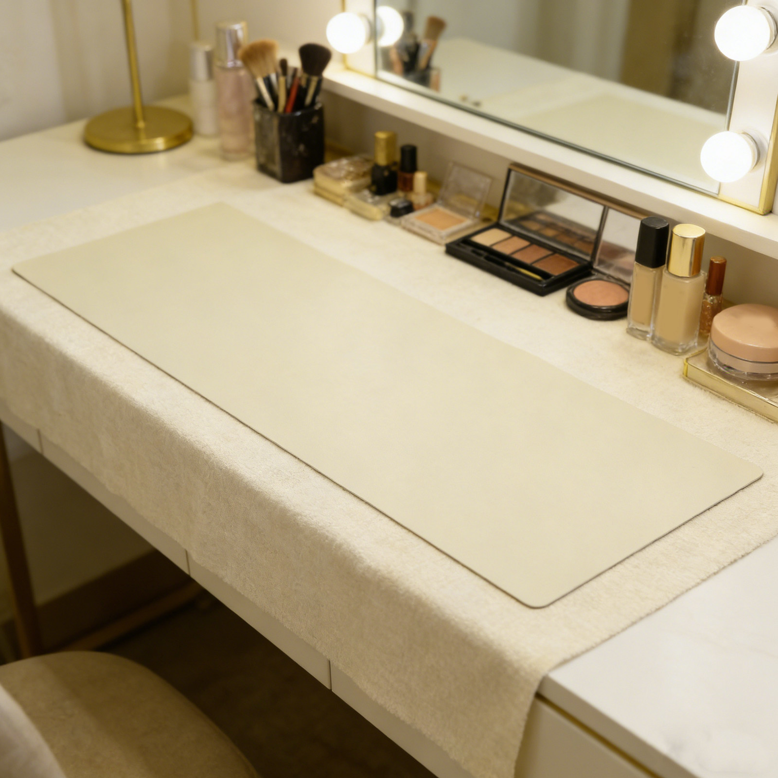 Beauty Desk Mat 40x120cm Water - đánh giá và giá Beauty Makeup Table