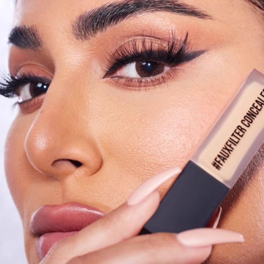 Huda Beauty Faux Filter Lumino - đánh giá và giá Beauty Makeup Filter
