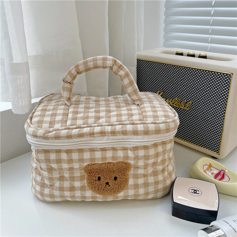 Women's Cosmetic bag Bear Make - đánh giá và giá Beauty Makeup Box Set
